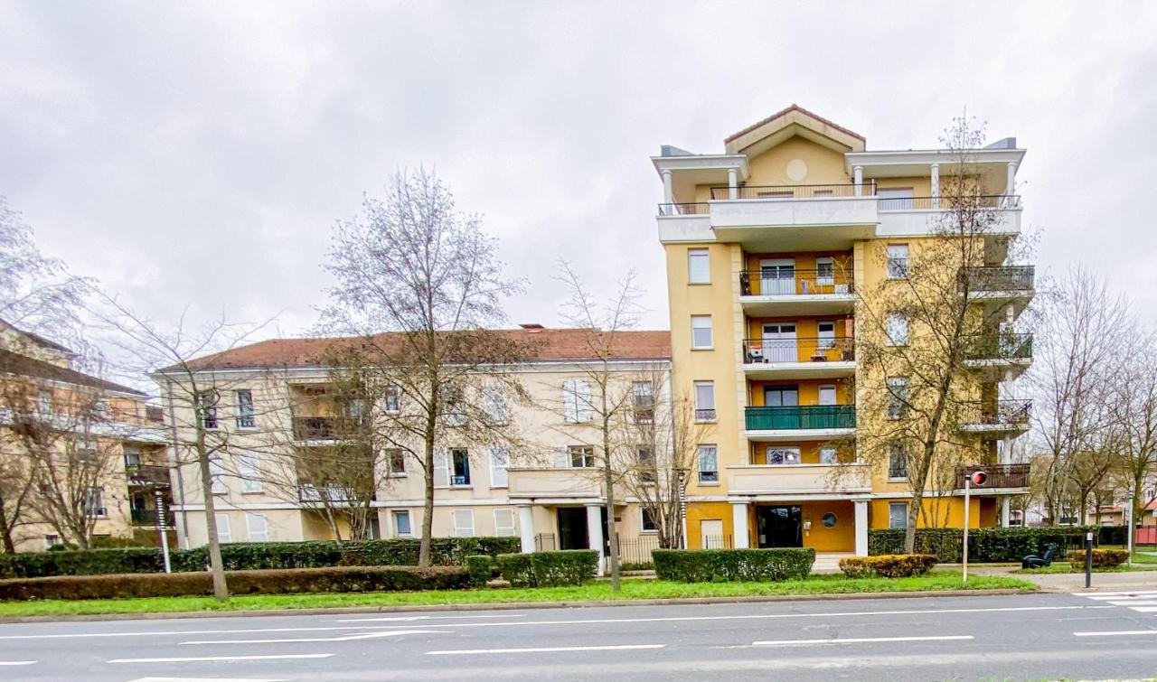 Apartament The Grey House - Parking - Piscine - Rer A 6 Min Bussy-Saint-Georges Zewnętrze zdjęcie
